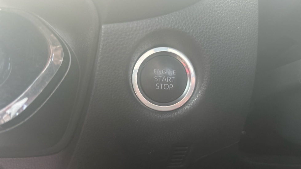 Toyota Aygo X 1.0 VVT-i Undercover 5dr Petrol Hatchback - Image 16