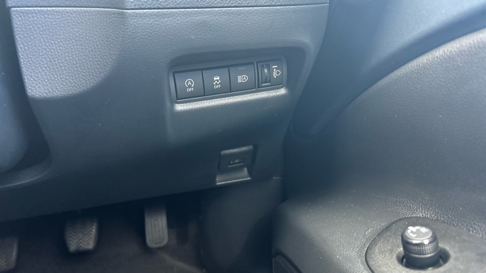 Toyota Aygo X 1.0 VVT-i Undercover 5dr Petrol Hatchback - Image 40