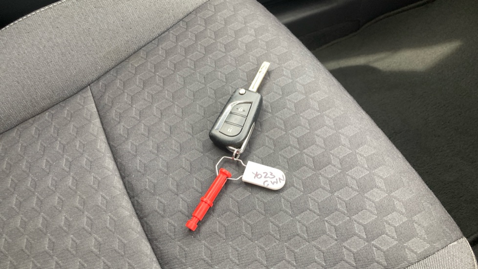 Toyota Yaris 1.5 Hybrid Icon 5dr CVT Hybrid Hatchback - Image 28