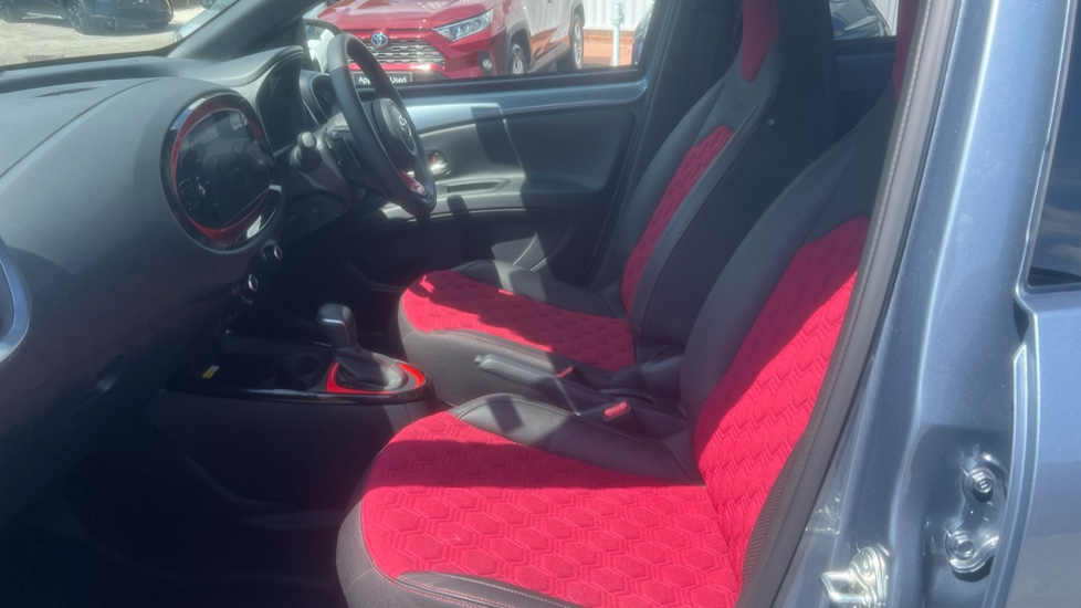 Toyota Aygo X 1.0 VVT-i Undercover 5dr Auto Petrol Hatchback - Image 5