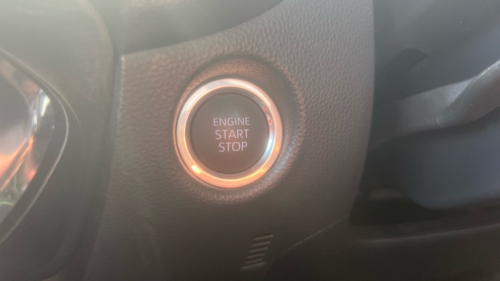 Toyota Aygo X 1.0 VVT-i Undercover 5dr Auto Petrol Hatchback - Image 16