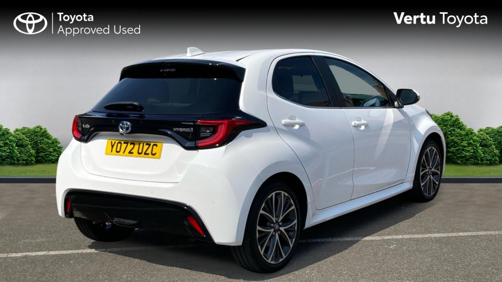 Toyota Yaris 1.5 Hybrid Excel 5dr CVT Hybrid Hatchback - Image 2