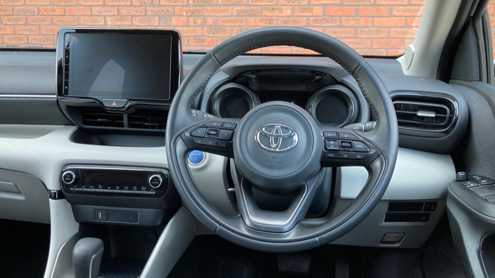 Toyota Yaris 1.5 Hybrid Excel 5dr CVT Hybrid Hatchback - Image 7