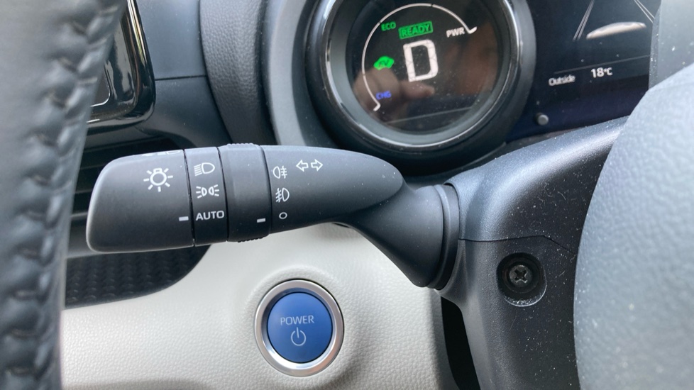 Toyota Yaris 1.5 Hybrid Excel 5dr CVT Hybrid Hatchback - Image 31