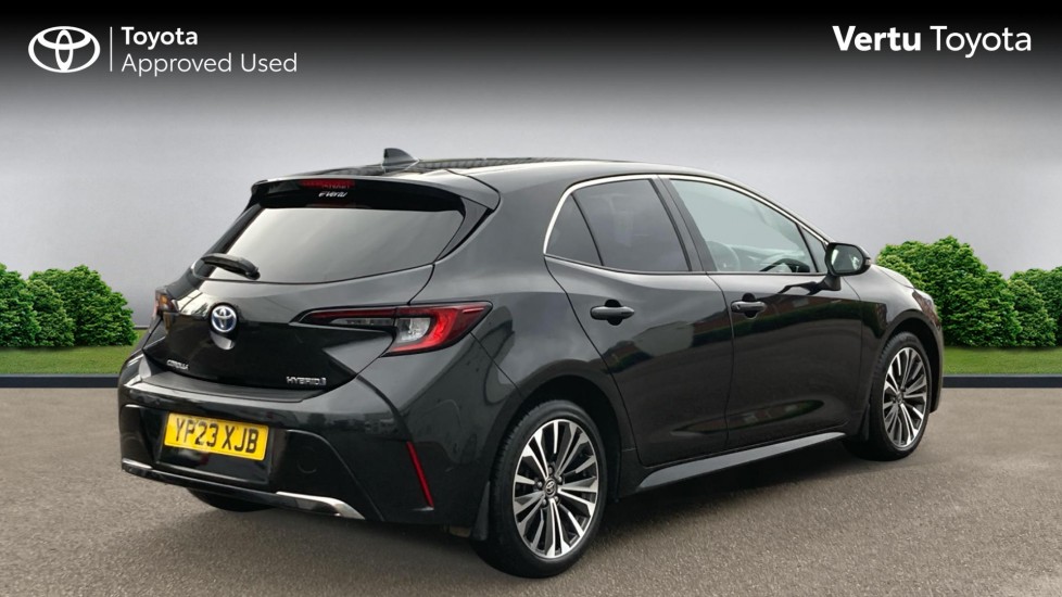 Toyota Corolla 1.8 Hybrid Design 5dr CVT Hybrid Hatchback - Image 2