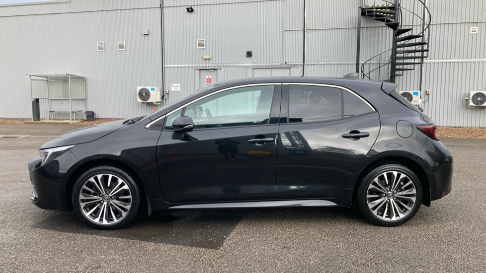 Toyota Corolla 1.8 Hybrid Design 5dr CVT Hybrid Hatchback - Image 24