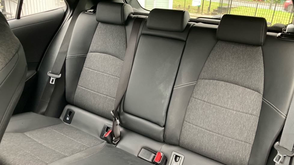 Toyota Corolla 1.8 Hybrid Design 5dr CVT Hybrid Hatchback - Image 43