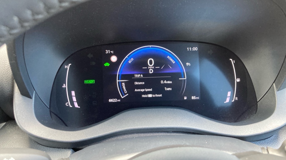 Toyota Yaris 1.5 Hybrid Design 5dr CVT Hybrid Hatchback - Image 11