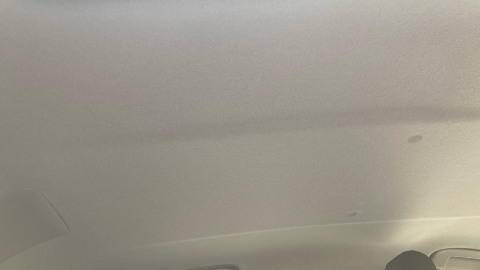 Toyota Yaris 1.5 Hybrid Design 5dr CVT Hybrid Hatchback - Image 19