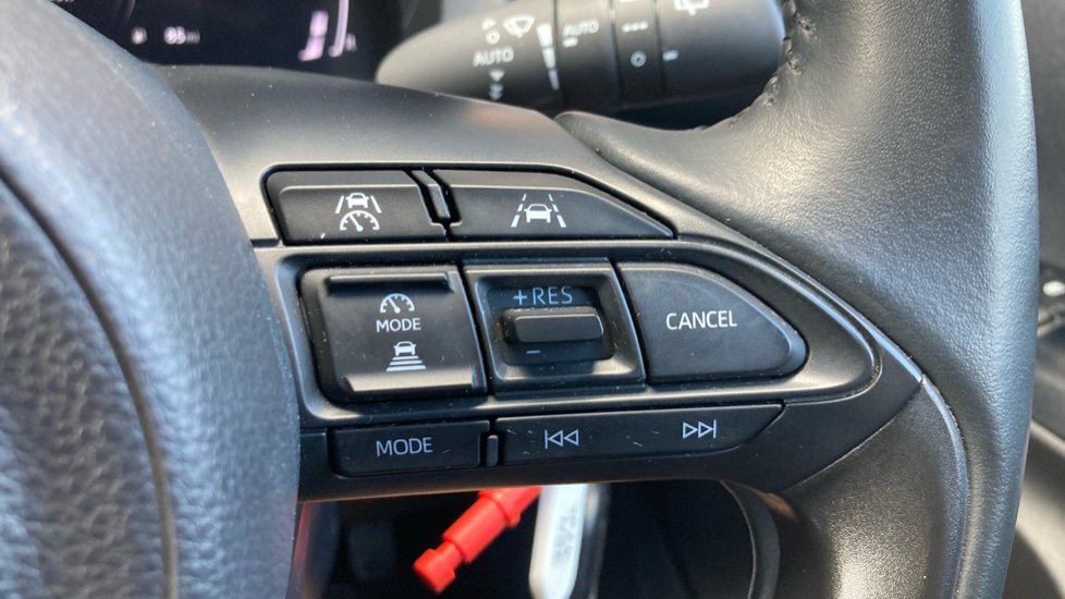 Toyota Yaris 1.5 Hybrid Design 5dr CVT Hybrid Hatchback - Image 29