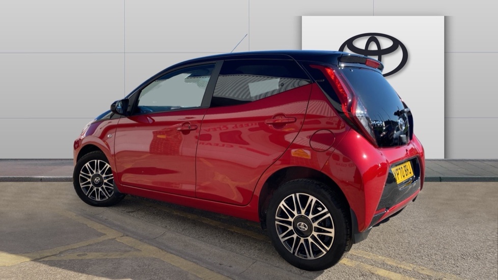 Toyota Aygo 1.0 VVT-i X-Clusiv 5dr Petrol Hatchback - Image 2