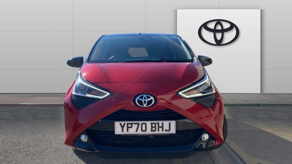 Toyota Aygo 1.0 VVT-i X-Clusiv 5dr Petrol Hatchback - Image 3