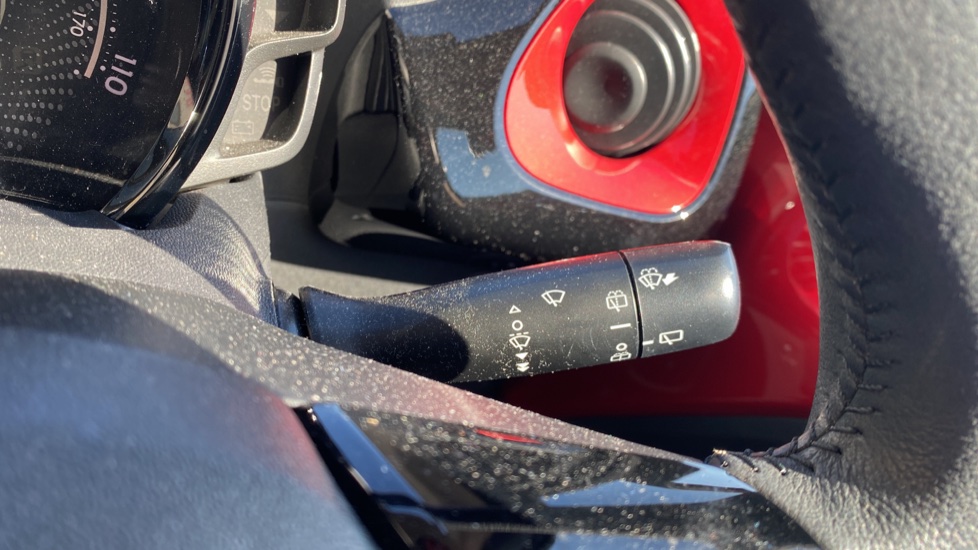 Toyota Aygo 1.0 VVT-i X-Clusiv 5dr Petrol Hatchback - Image 34