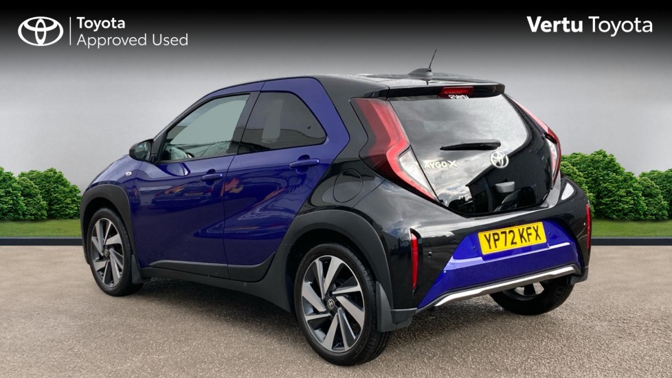 Toyota Aygo X 1.0 VVT-i Exclusive 5dr Auto Petrol Hatchback - Image 4