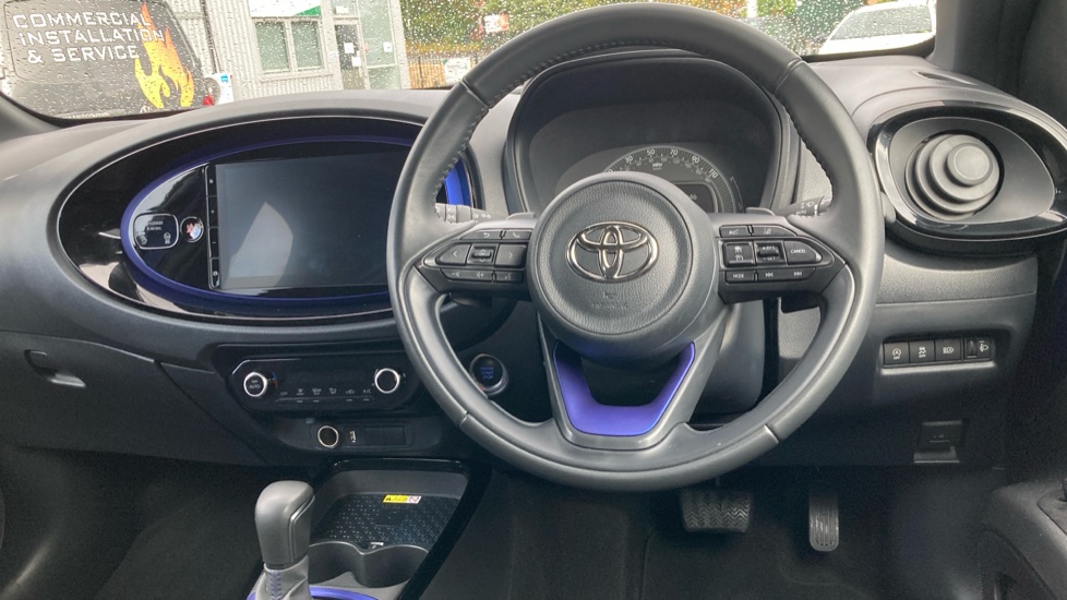 Toyota Aygo X 1.0 VVT-i Exclusive 5dr Auto Petrol Hatchback - Image 7