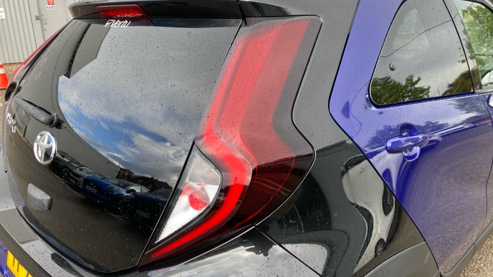 Toyota Aygo X 1.0 VVT-i Exclusive 5dr Auto Petrol Hatchback - Image 21