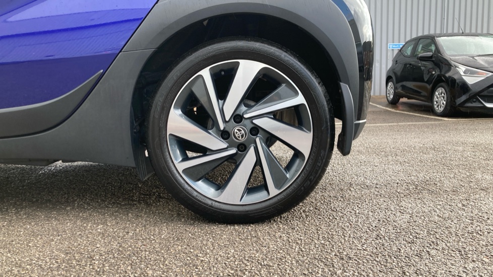 Toyota Aygo X 1.0 VVT-i Exclusive 5dr Auto Petrol Hatchback - Image 25