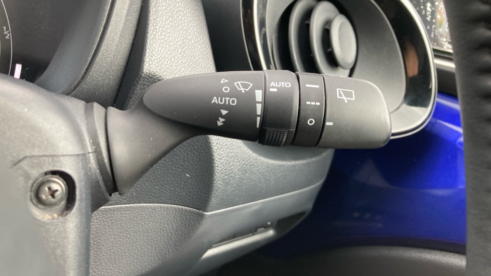 Toyota Aygo X 1.0 VVT-i Exclusive 5dr Auto Petrol Hatchback - Image 32