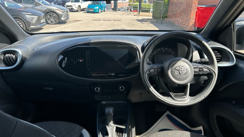 Toyota Aygo X 1.0 VVT-i Edge 5dr Auto Petrol Hatchback - Image 6