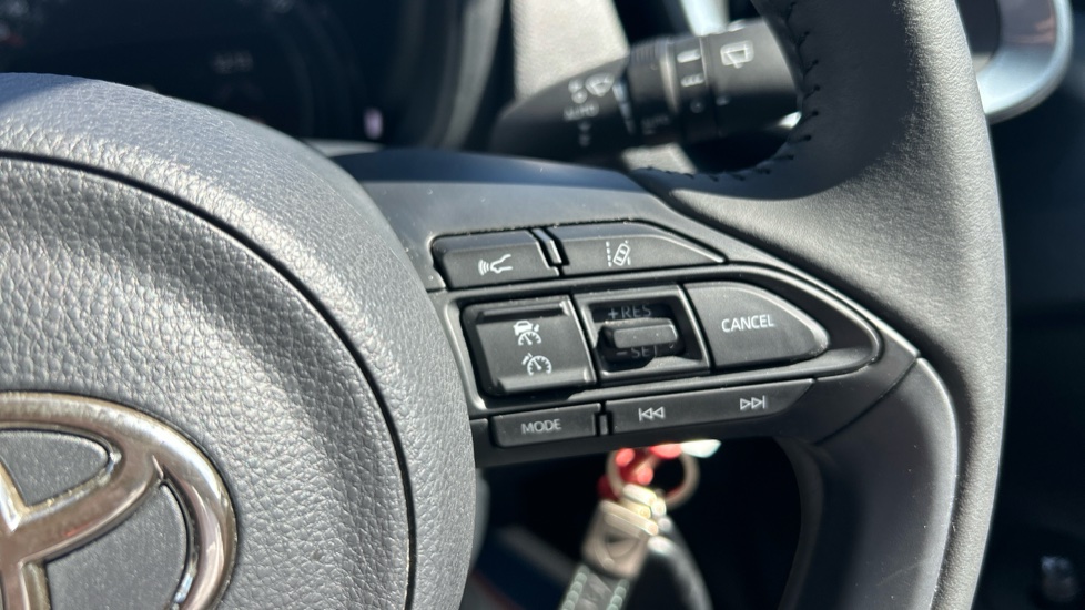 Toyota Aygo X 1.0 VVT-i Edge 5dr Auto Petrol Hatchback - Image 31