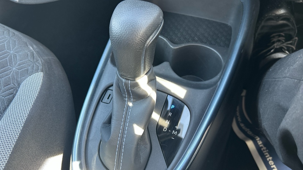 Toyota Aygo X 1.0 VVT-i Edge 5dr Auto Petrol Hatchback - Image 38