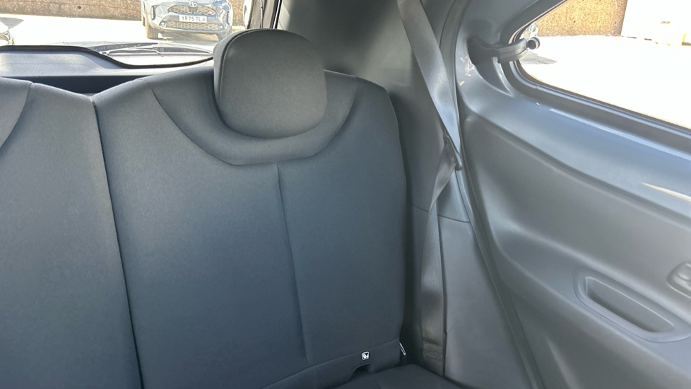 Toyota Aygo X 1.0 VVT-i Edge 5dr Auto Petrol Hatchback - Image 40