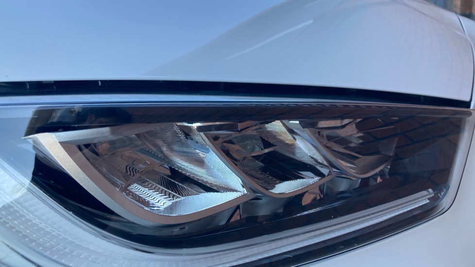 Toyota Yaris 1.5 Hybrid Design 5dr CVT Hybrid Hatchback - Image 20