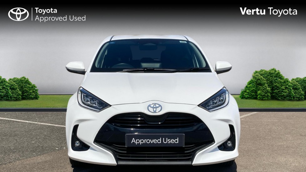 Toyota Yaris 1.5 Hybrid Design 5dr CVT Hybrid Hatchback - Image 22