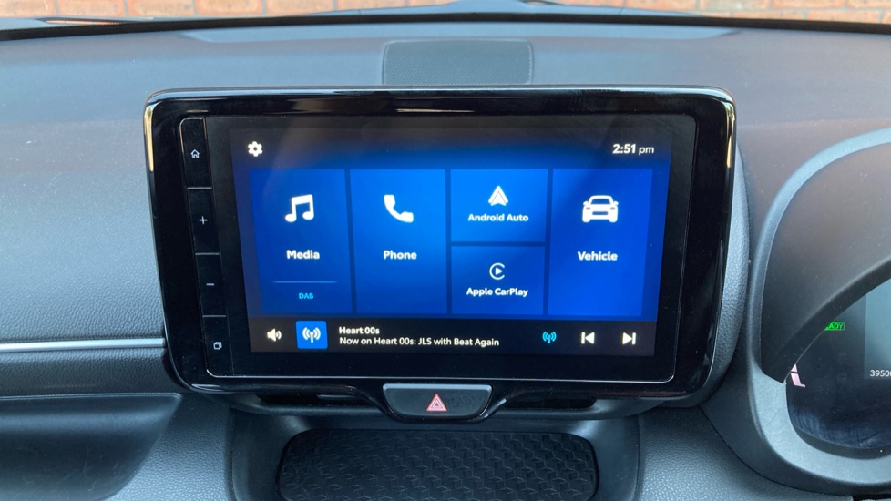 Toyota Yaris 1.5 Hybrid Design 5dr CVT Hybrid Hatchback - Image 44