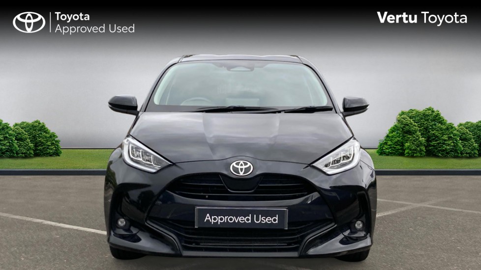 Toyota Yaris 1.5 Hybrid Design 5dr CVT Hybrid Hatchback - Image 22
