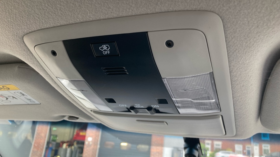 Toyota Land Cruiser Lwb Diesel 2.8D 204 Active Commercial Auto - Image 19