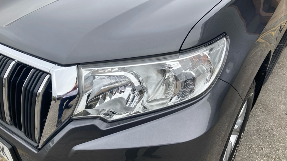 Toyota Land Cruiser Lwb Diesel 2.8D 204 Active Commercial Auto - Image 20
