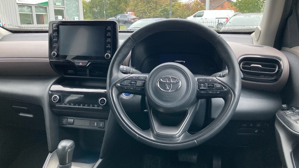 Toyota Yaris Cross 1.5 Hybrid Excel 5dr CVT Hybrid Estate - Image 7