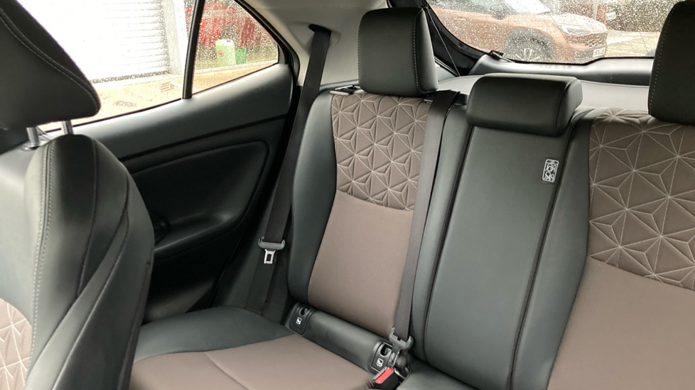 Toyota Yaris Cross 1.5 Hybrid Excel 5dr CVT Hybrid Estate - Image 41