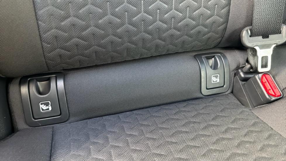 Toyota Yaris Cross 1.5 Hybrid Design 5dr CVT Hybrid Estate - Image 14
