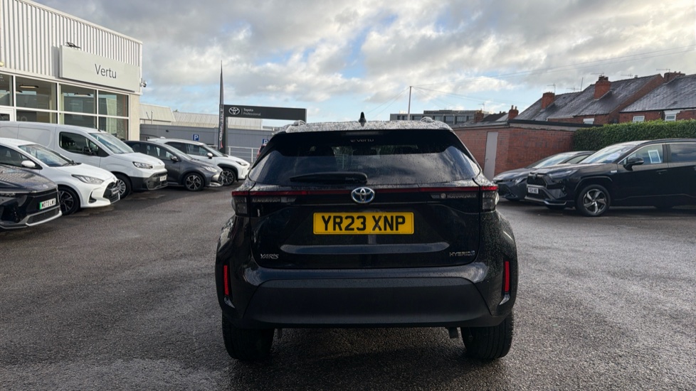 Toyota Yaris Cross 1.5 Hybrid Design 5dr CVT Hybrid Estate - Image 26