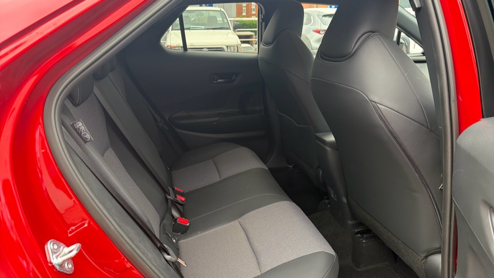 Toyota C-HR 1.8 Hybrid Excel 5dr CVT Hybrid Hatchback - Image 8