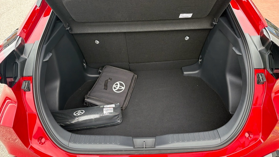 Toyota C-HR 1.8 Hybrid Excel 5dr CVT Hybrid Hatchback - Image 13