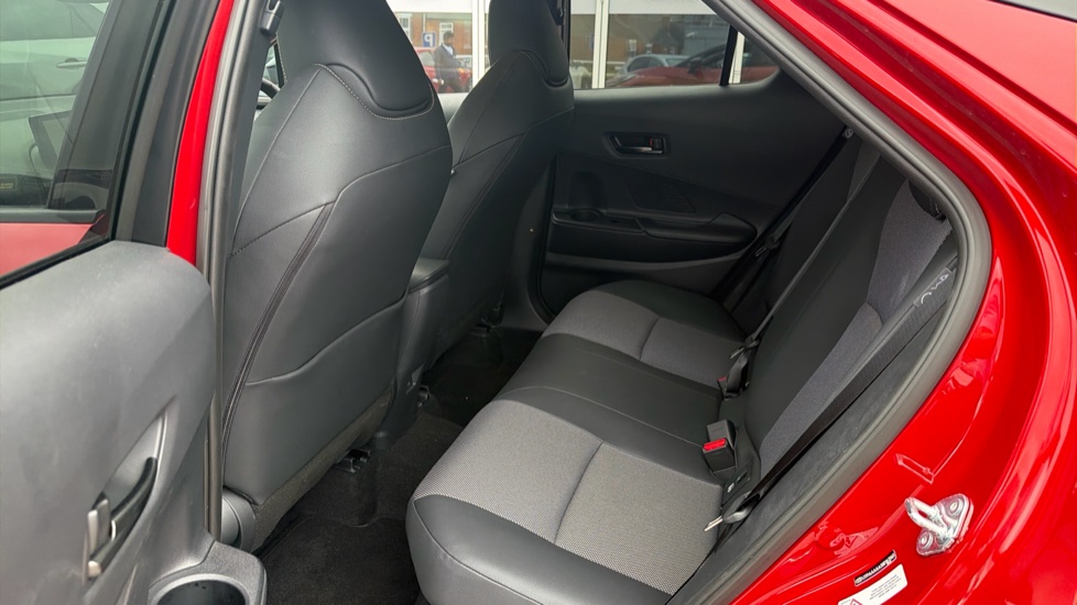 Toyota C-HR 1.8 Hybrid Excel 5dr CVT Hybrid Hatchback - Image 15