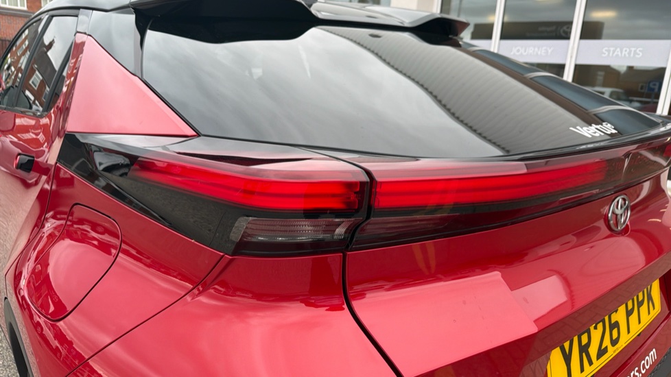 Toyota C-HR 1.8 Hybrid Excel 5dr CVT Hybrid Hatchback - Image 21