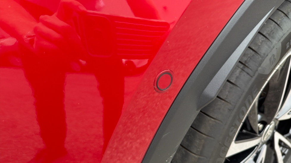 Toyota C-HR 1.8 Hybrid Excel 5dr CVT Hybrid Hatchback - Image 32