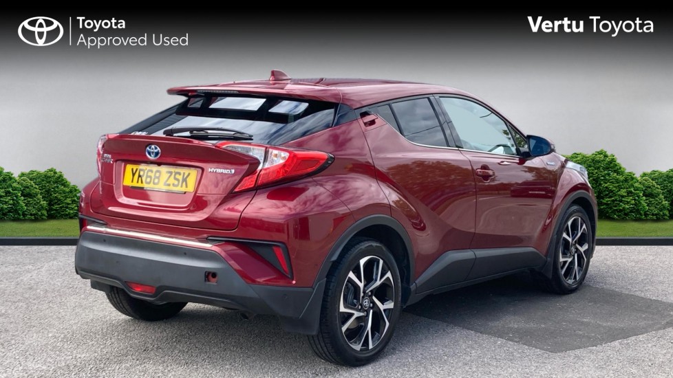 Toyota C-HR 1.8 Hybrid Design 5dr CVT Hybrid Hatchback - Image 2