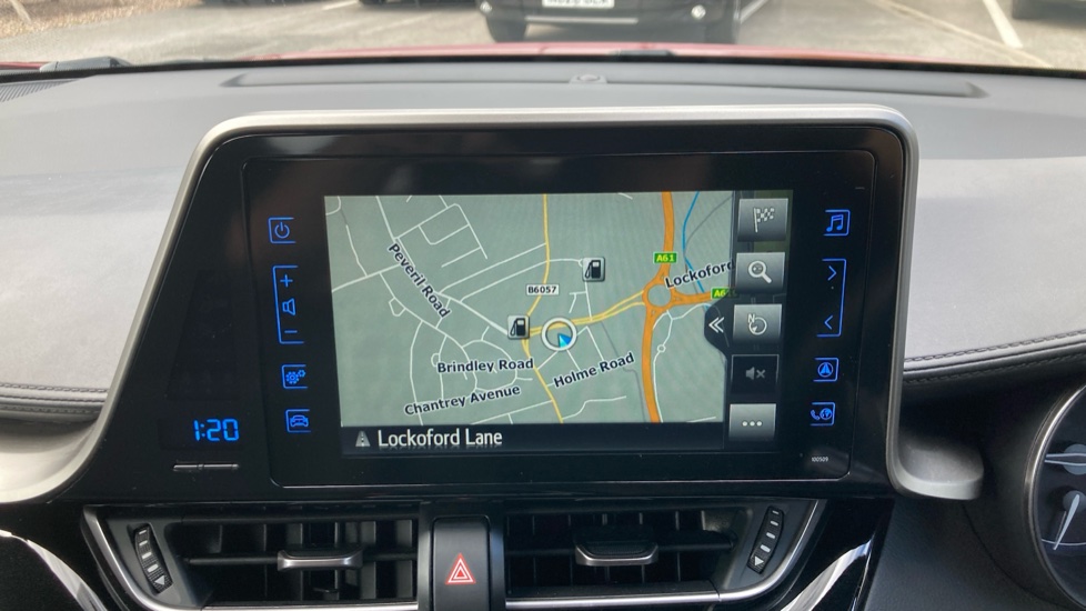 Toyota C-HR 1.8 Hybrid Design 5dr CVT Hybrid Hatchback - Image 9