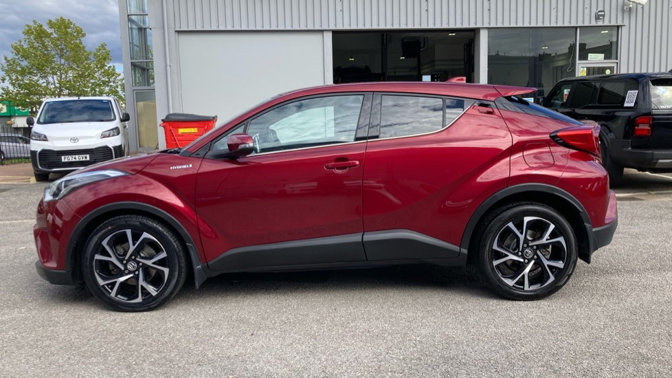 Toyota C-HR 1.8 Hybrid Design 5dr CVT Hybrid Hatchback - Image 24