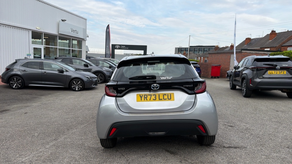 Toyota Yaris 1.5 Hybrid Icon 5dr CVT Hybrid Hatchback - Image 26