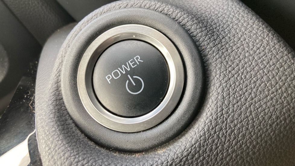 Toyota Yaris Cross 1.5 Hybrid Icon 5dr CVT Hybrid Estate - Image 16