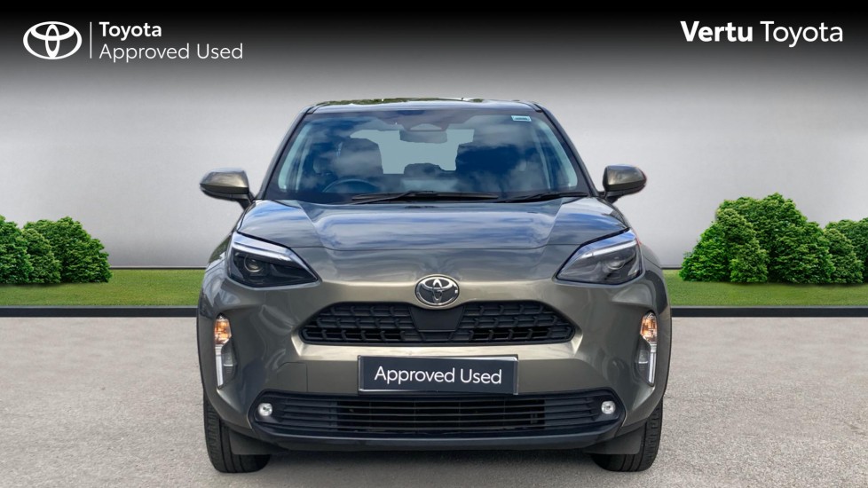 Toyota Yaris Cross 1.5 Hybrid Icon 5dr CVT Hybrid Estate - Image 22