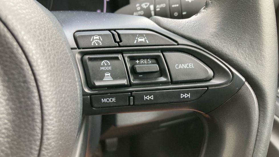 Toyota Yaris Cross 1.5 Hybrid Icon 5dr CVT Hybrid Estate - Image 29