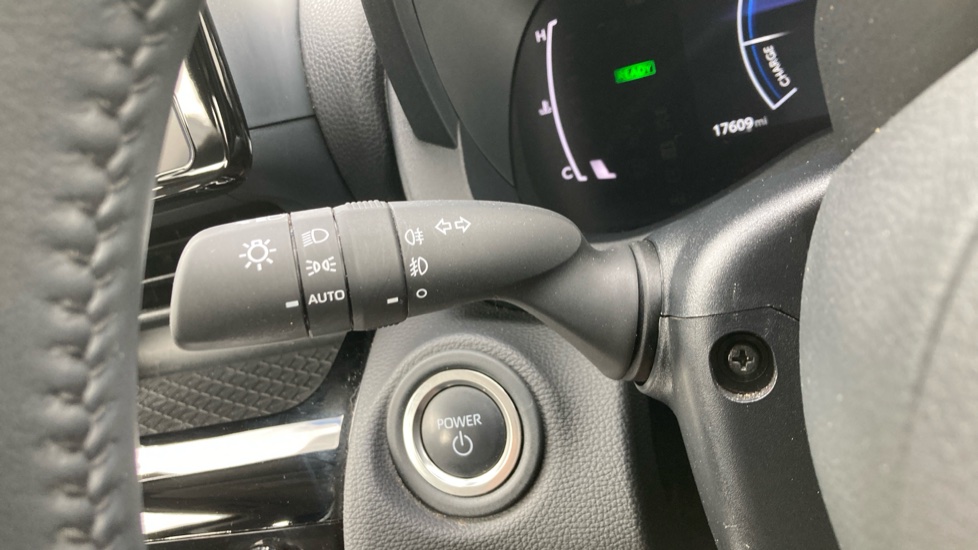 Toyota Yaris Cross 1.5 Hybrid Icon 5dr CVT Hybrid Estate - Image 31