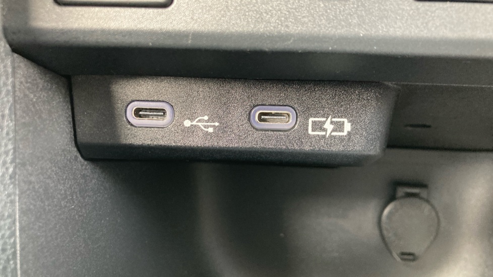 Toyota Yaris Cross 1.5 Hybrid Icon 5dr CVT Hybrid Estate - Image 34